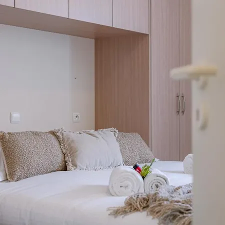 Cozy Family With Private Parking Just 150m From The Apartment *